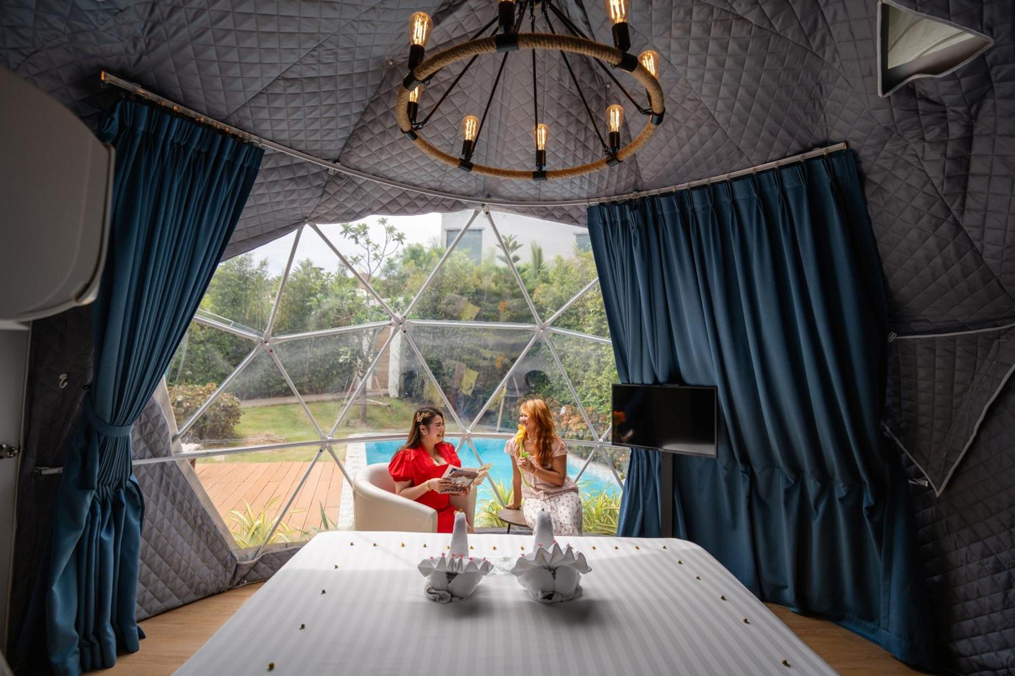 ル リゾート アンド ヴィラズ【SHA Extra+認定】 Rawai エクステリア 写真 The interior of a Geodesic Dome